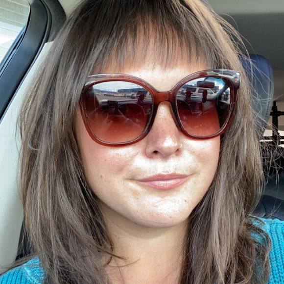 Meet your Posher, Paige - Picture 1 of 1